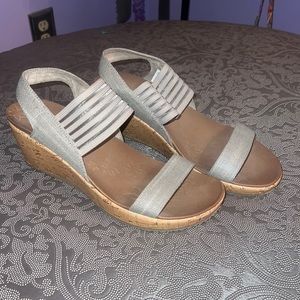 Womens sketchers sandals